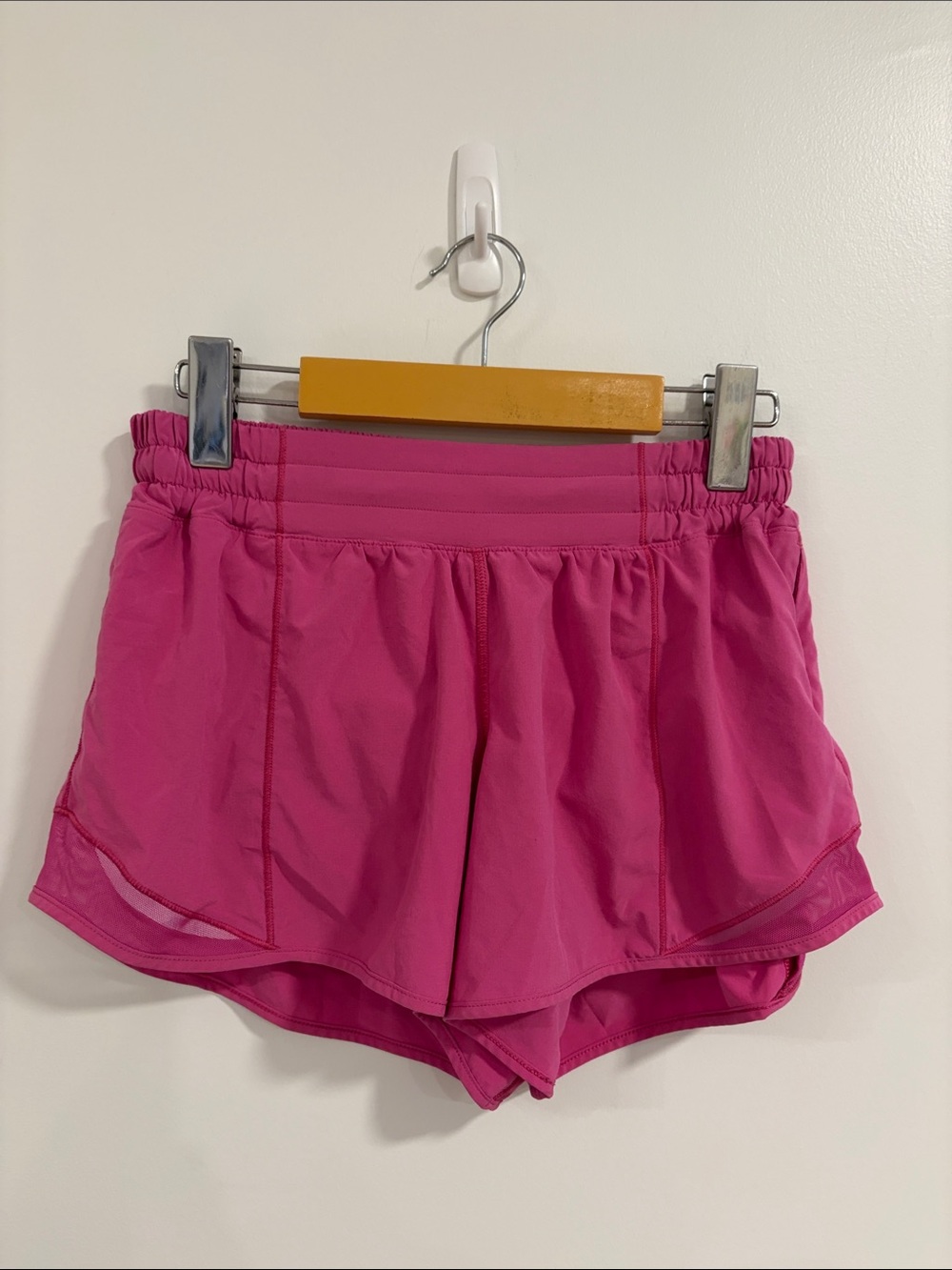 Lululemon Hotty Hot Short II
Ripened Raspberry - Picture 3 of 6